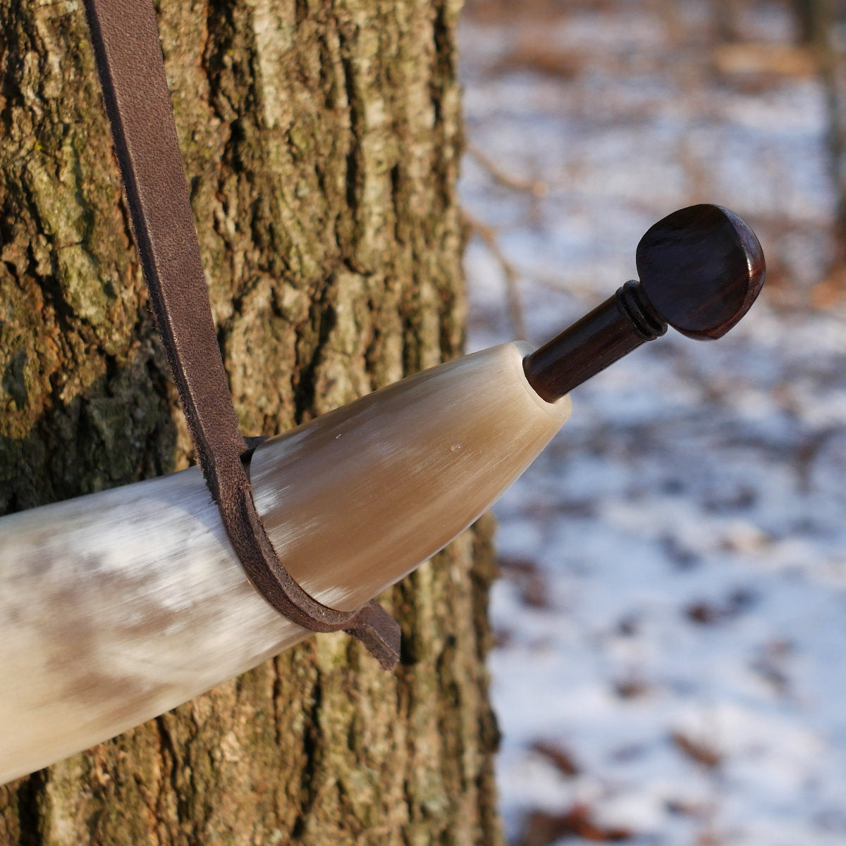 Premium White Powder Horn 4 Premium White Powder Horn