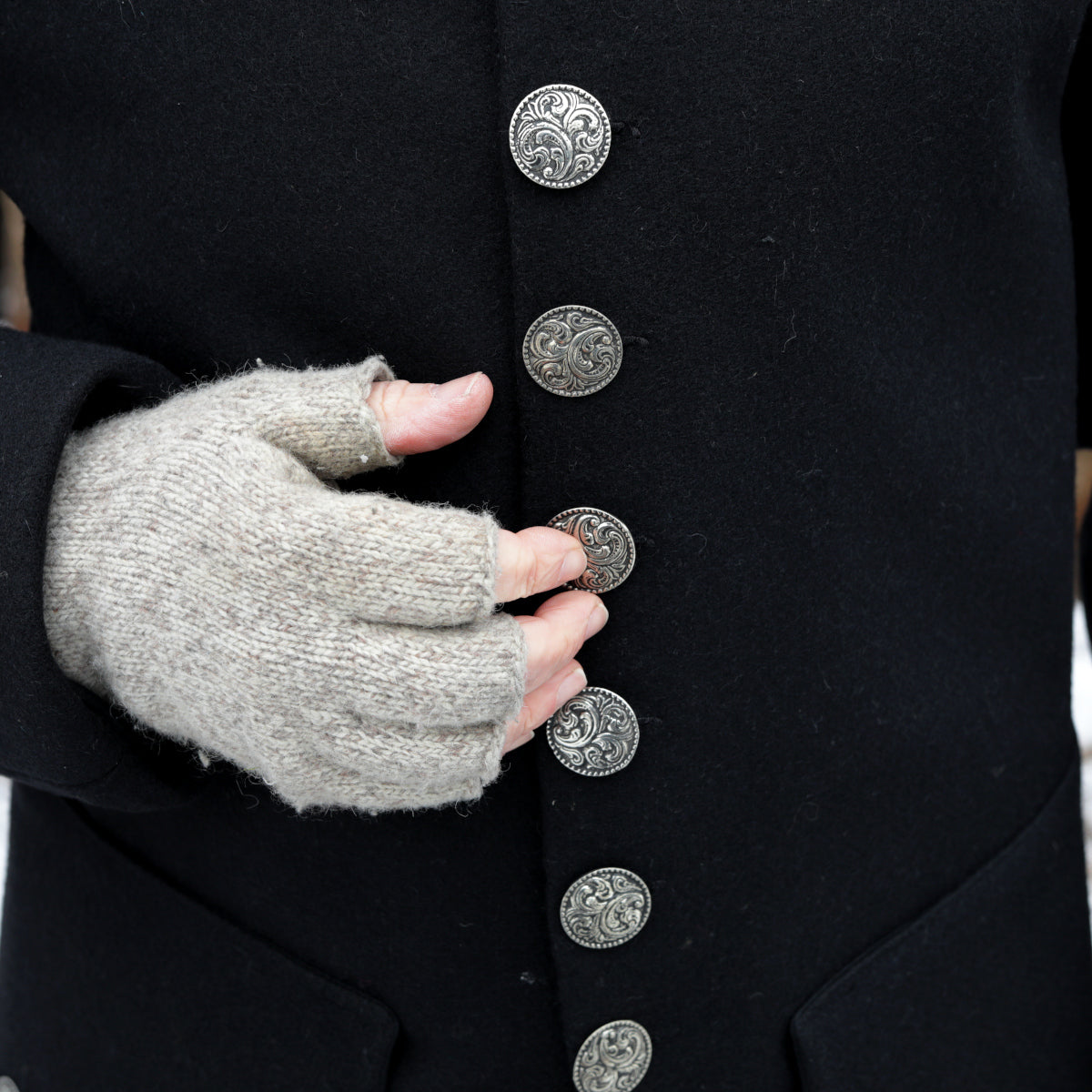 Men's 18th Century Wool Civilian Coat 5 Men's 18th Century Wool Civilian Coat