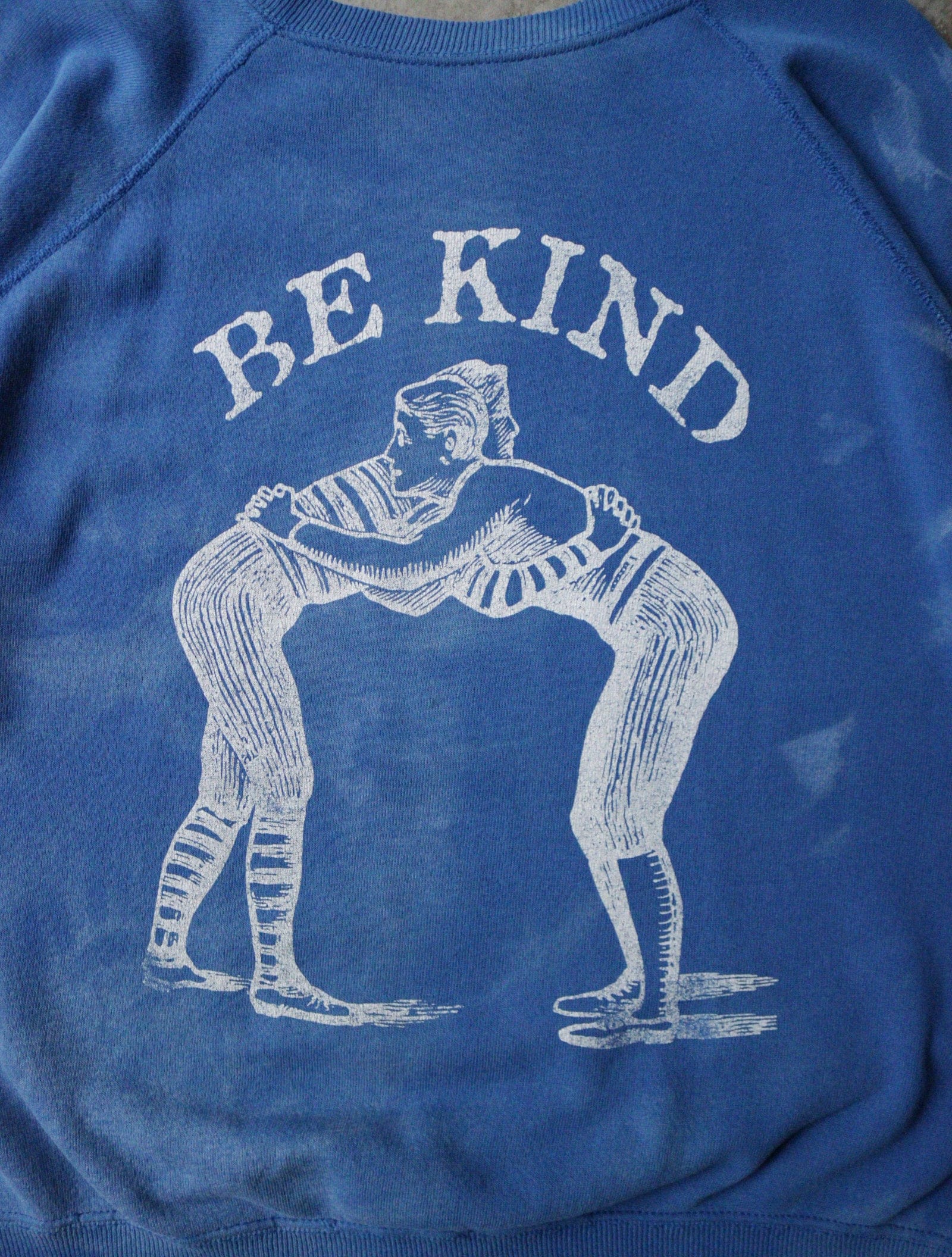 1980S 'BE KIND' FADED SWEATSHIRT 2 1980S 'BE KIND' FADED SWEATSHIRT